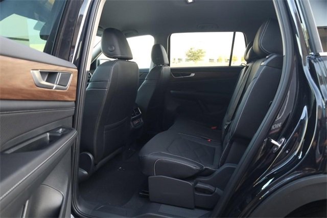 New 2026 Volkswagen Atlas SE image 22