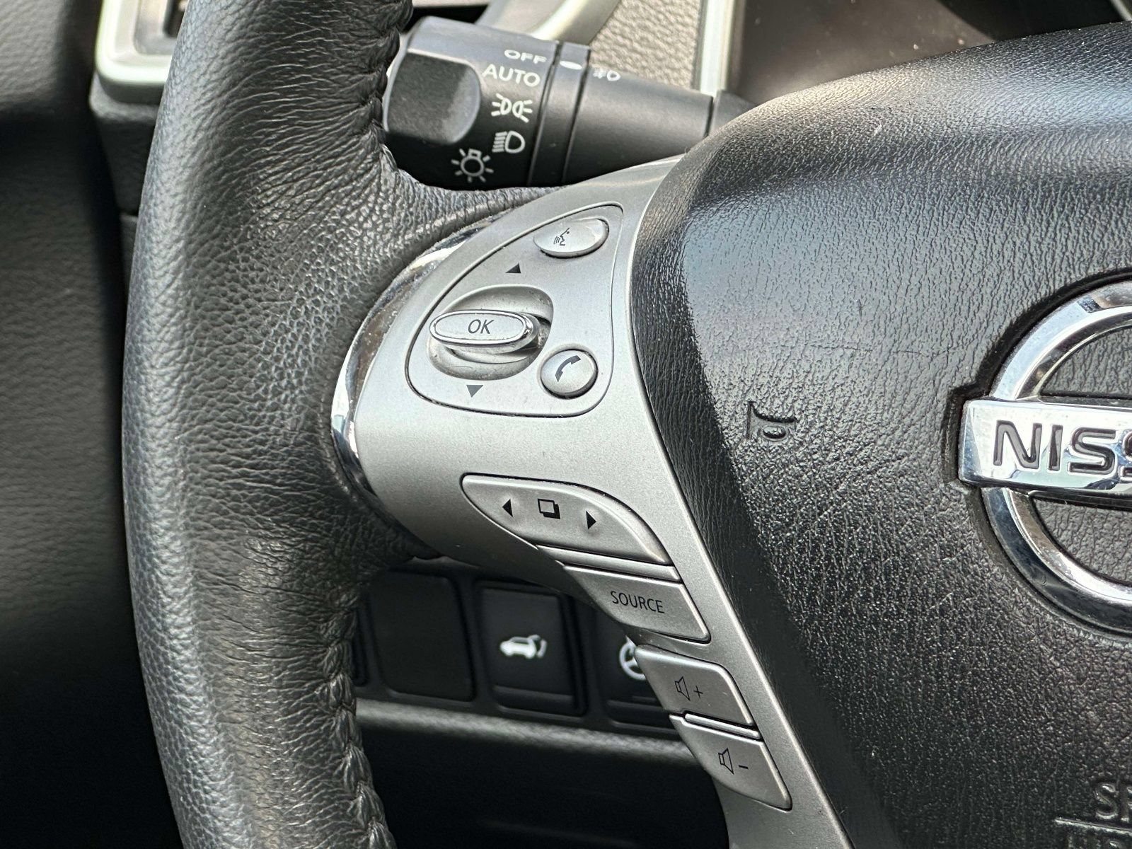 Used 2015 Nissan Murano Platinum w/ Platinum Technology Package AWD/4WD image 23