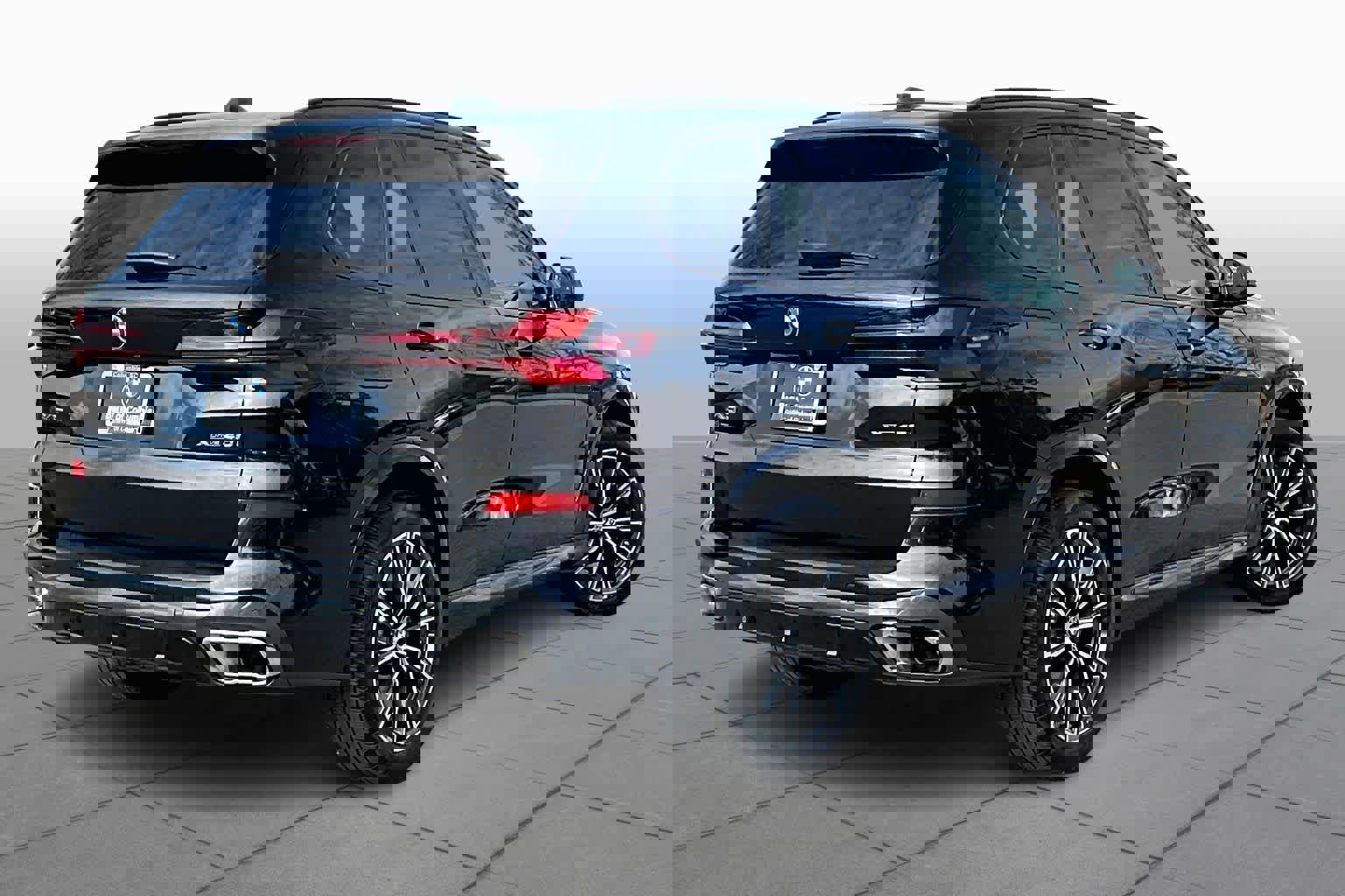 Used 2025 BMW X5 xDrive40i image 13