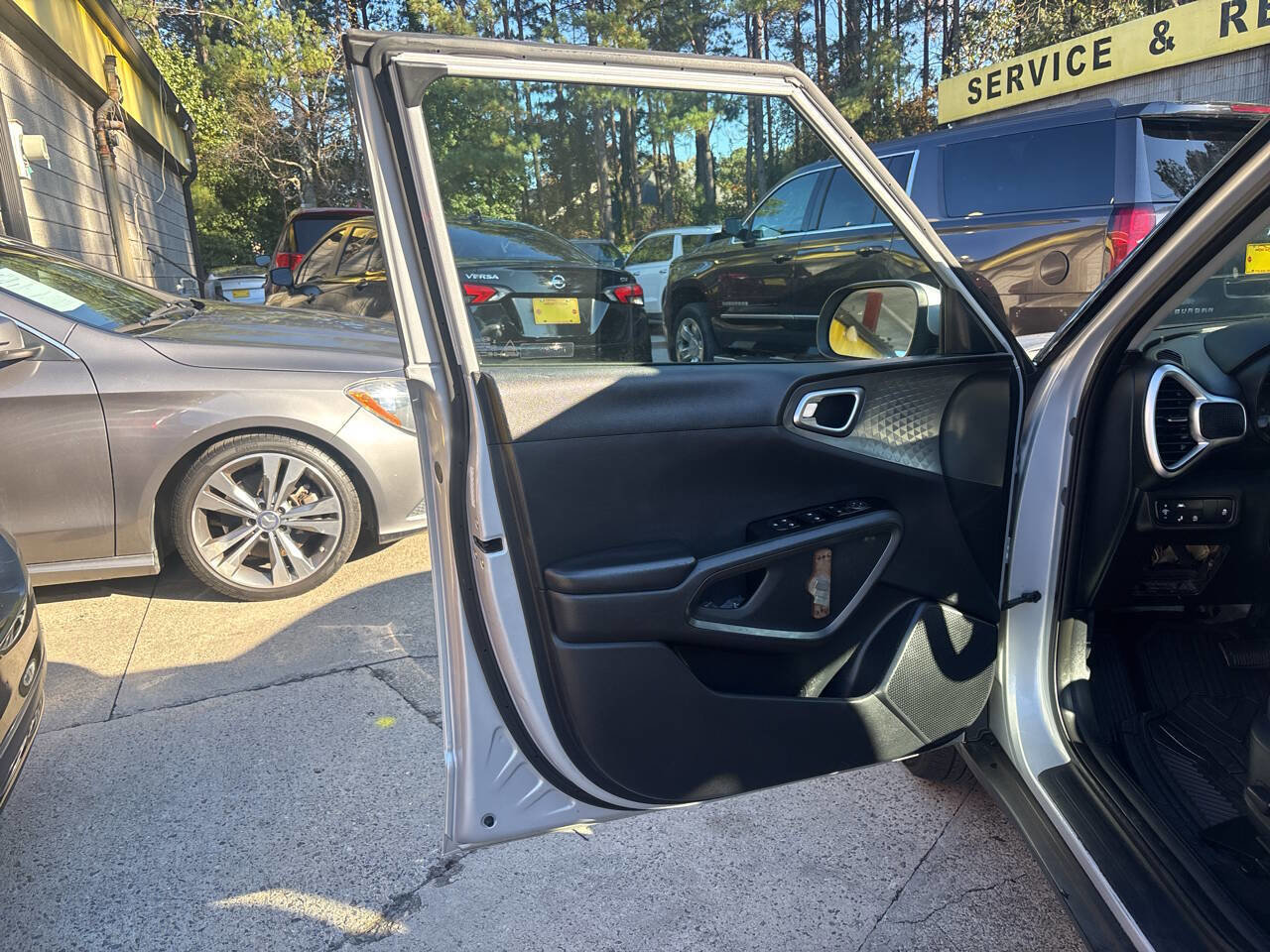 Used 2021 Kia Soul S image 8