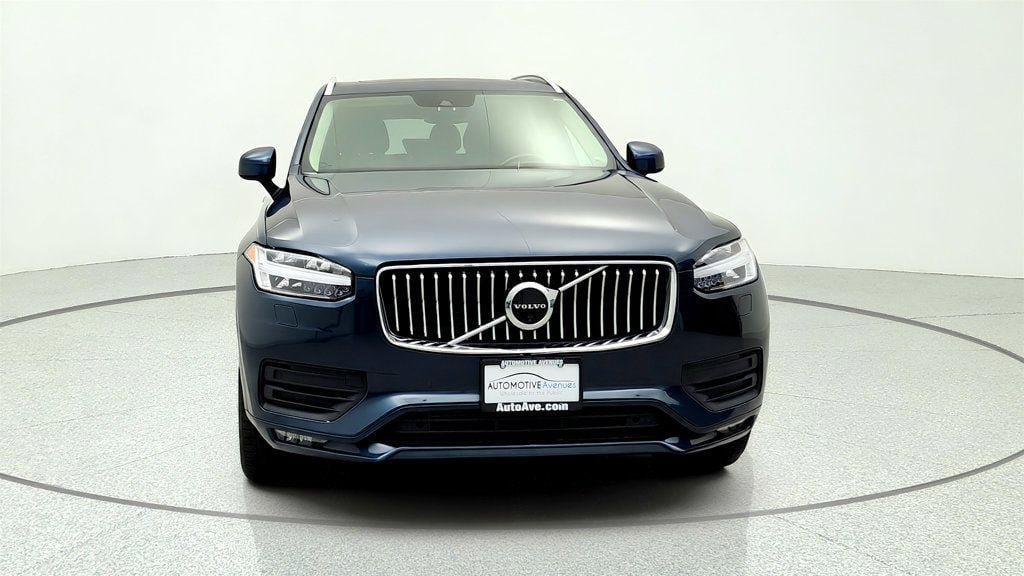 Used 2020 Volvo XC90 T6 Momentum AWD/4WD image 2