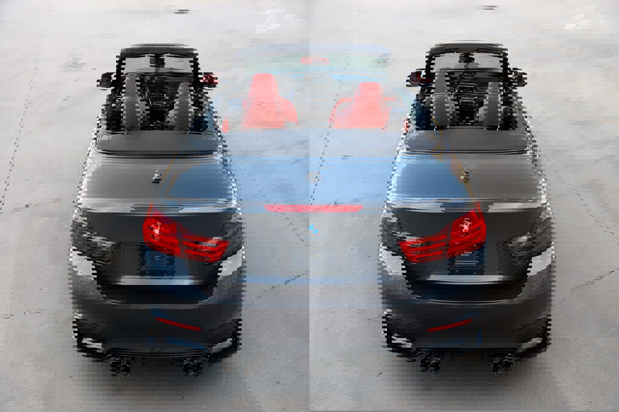 Used 2016 BMW M4 Convertible image 12