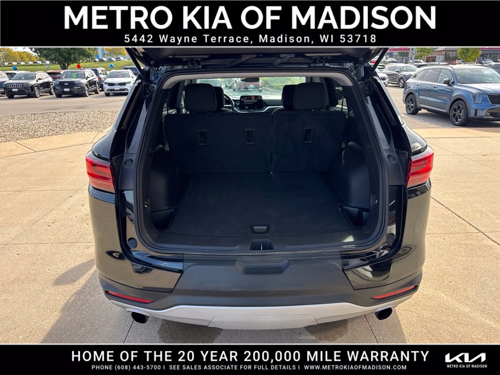 Used 2023 Chevrolet Blazer LT AWD/4WD image 32
