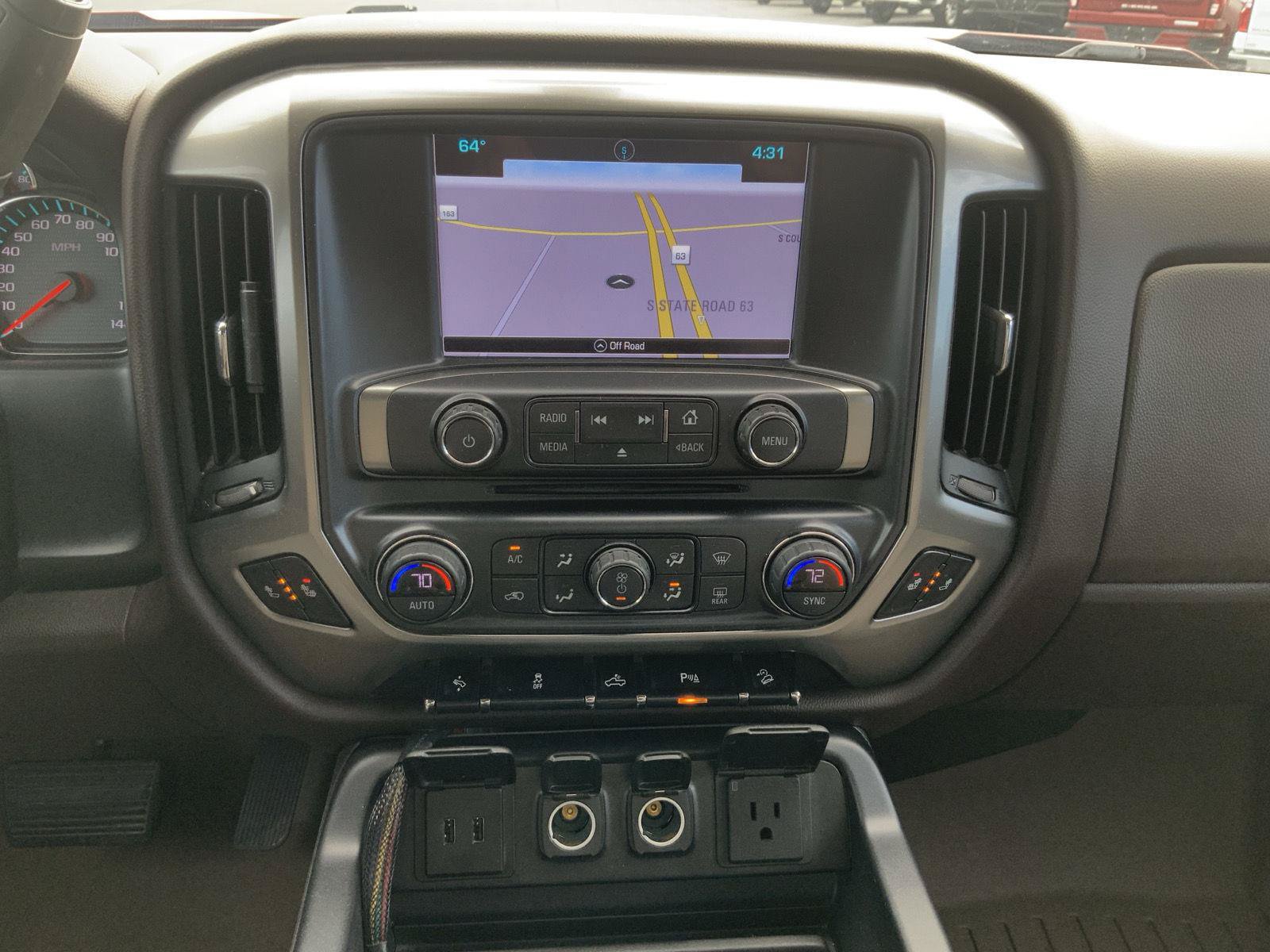 Used 2018 Chevrolet Silverado 1500 LT w/ Texas Edition AWD/4WD image 28