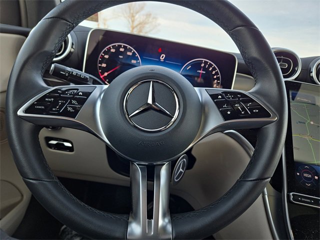 Used 2025 Mercedes-Benz GLC 350e 4MATIC image 15