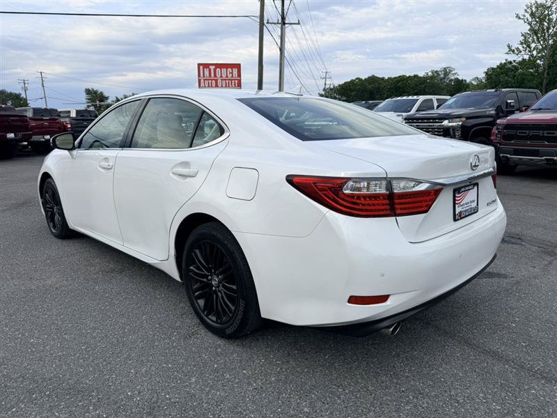 Used 2013 Lexus ES 350 w/ Luxury Pkg FWD image 7