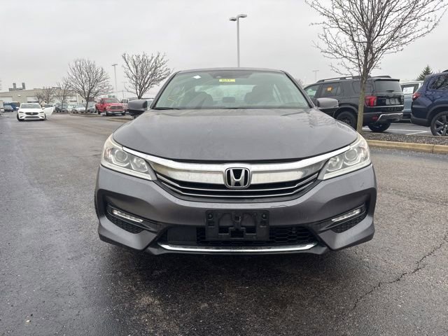 Used 2017 Honda Accord EX image 2