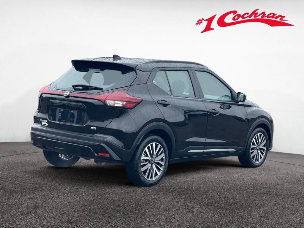 Used 2024 Nissan Kicks SR image 24