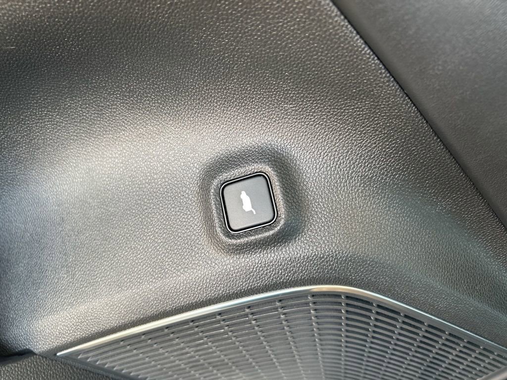 Used 2023 Acura MDX FWD w/ Technology Package image 30