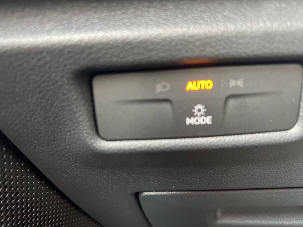 New 2026 Volkswagen Tiguan SE AWD/4WD image 21