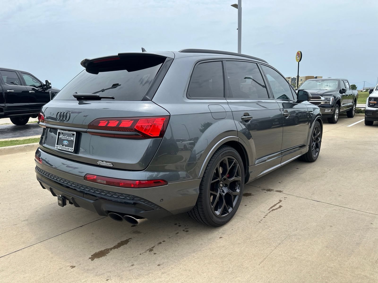 Used 2025 Audi SQ7 Prestige w/ Prestige Package AWD/4WD image 5