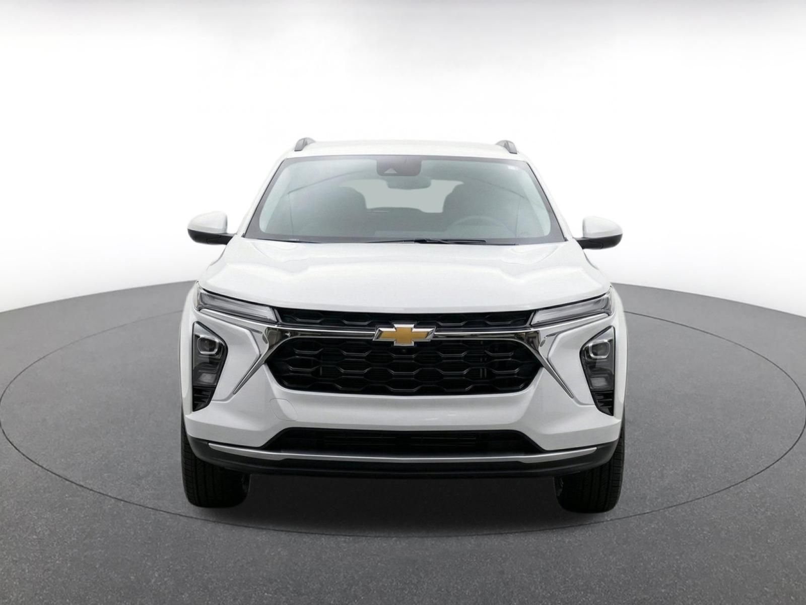 Used 2025 Chevrolet Trax LT w/ LT Convenience Package FWD video 2
