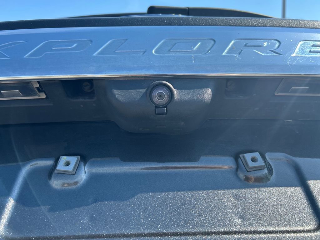 Used 2020 Ford Explorer Limited w/ Class III Trailer Tow Package image 27