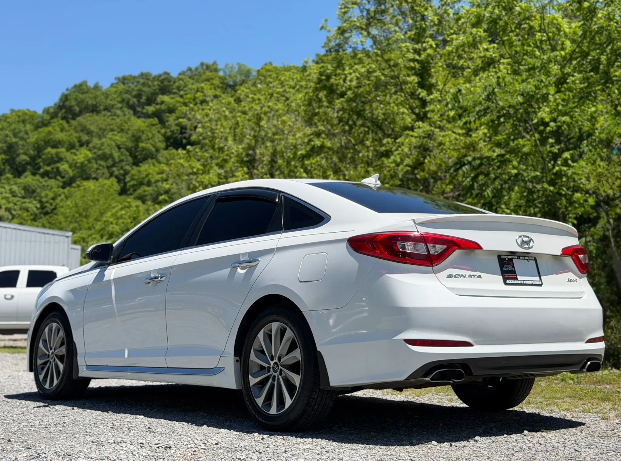 Used 2017 Hyundai Sonata Sport w/ Value Edition Package 02 FWD image 3
