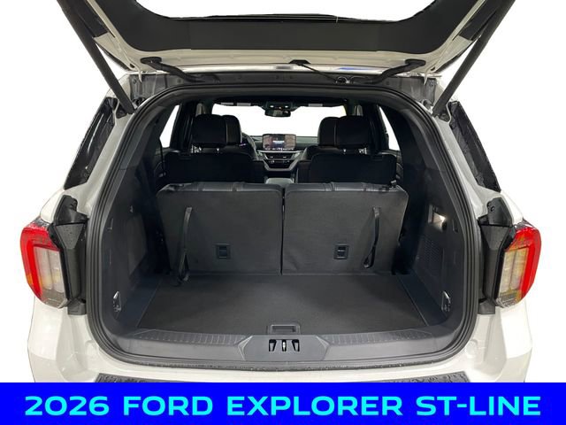 New 2026 Ford Explorer ST-Line w/ ST-Line Street Pack image 5