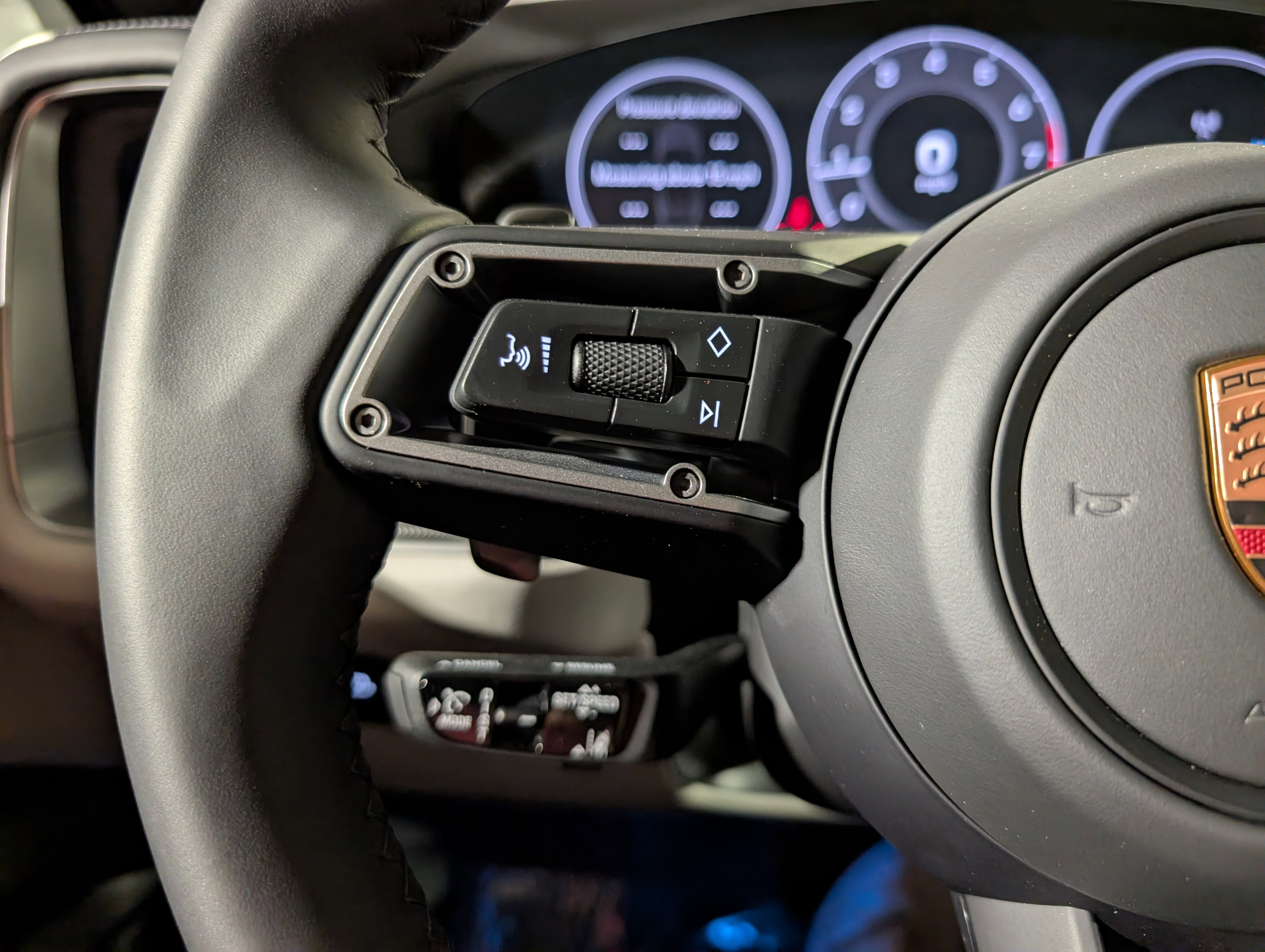 New 2026 Porsche Cayenne Coupe image 28