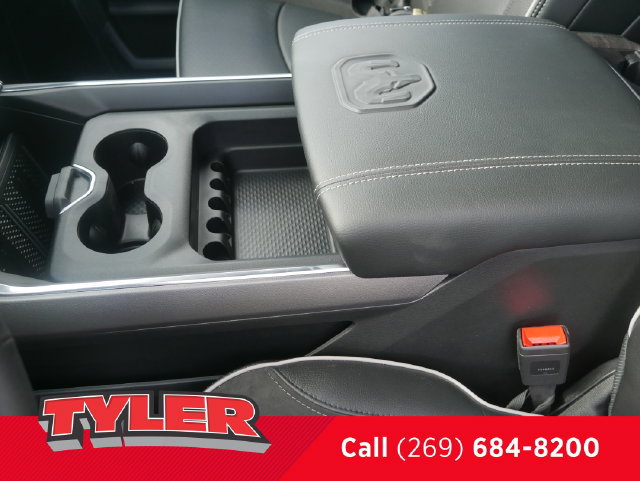 New 2026 RAM 2500 Laramie w/ Night Edition AWD/4WD image 40