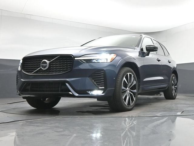 Used 2024 Volvo XC60 B5 Plus w/ Protection Package Premier AWD/4WD image 12