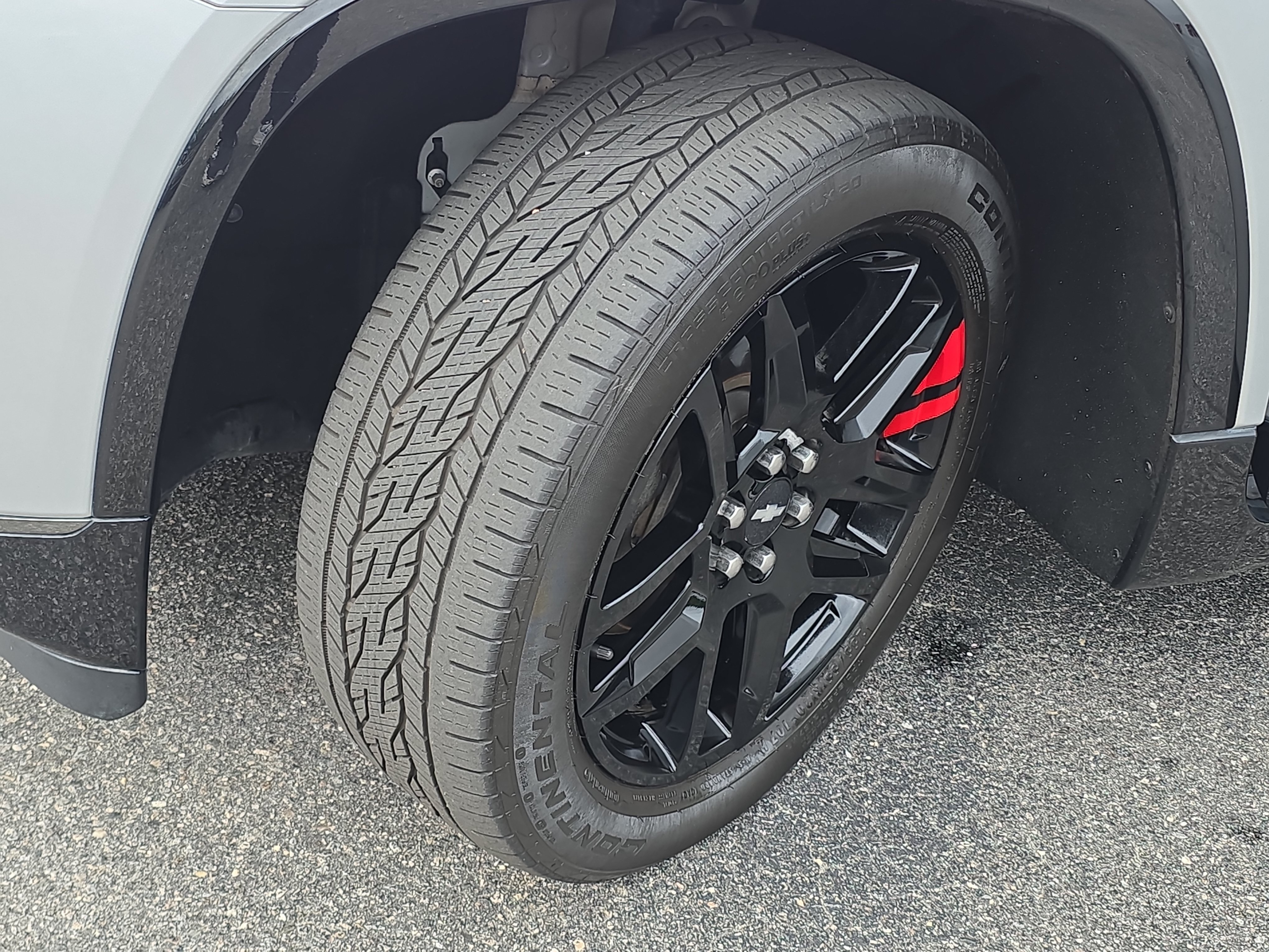 Used 2020 Chevrolet Traverse Premier w/ Redline Edition AWD/4WD image 35