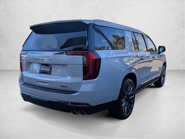 New 2026 GMC Yukon XL Denali Ultimate w/ LPO, Illumination Package video 2