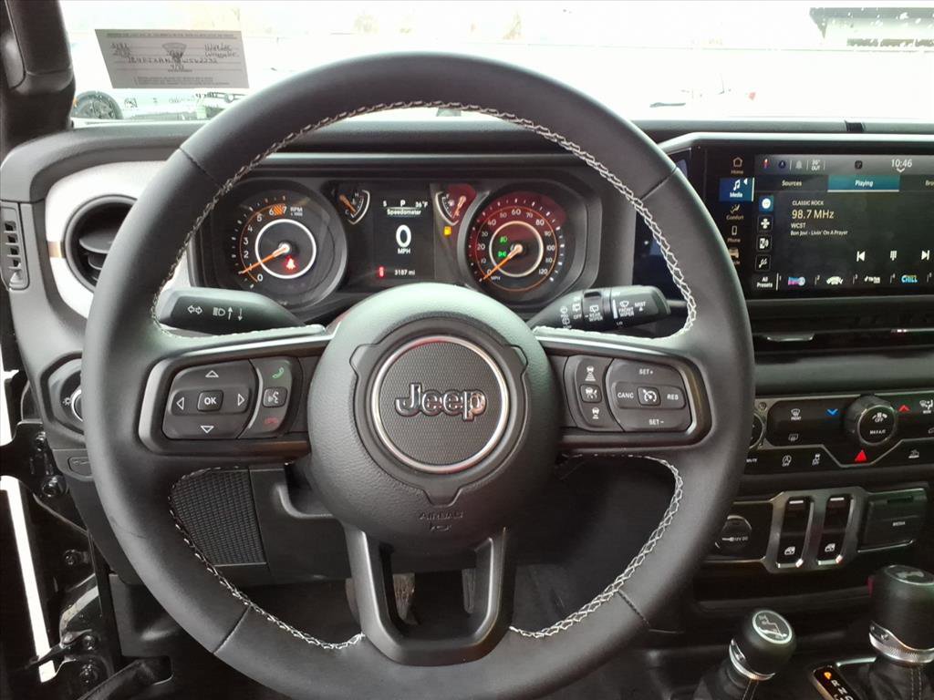 Used 2025 Jeep Wrangler Sport S image 14