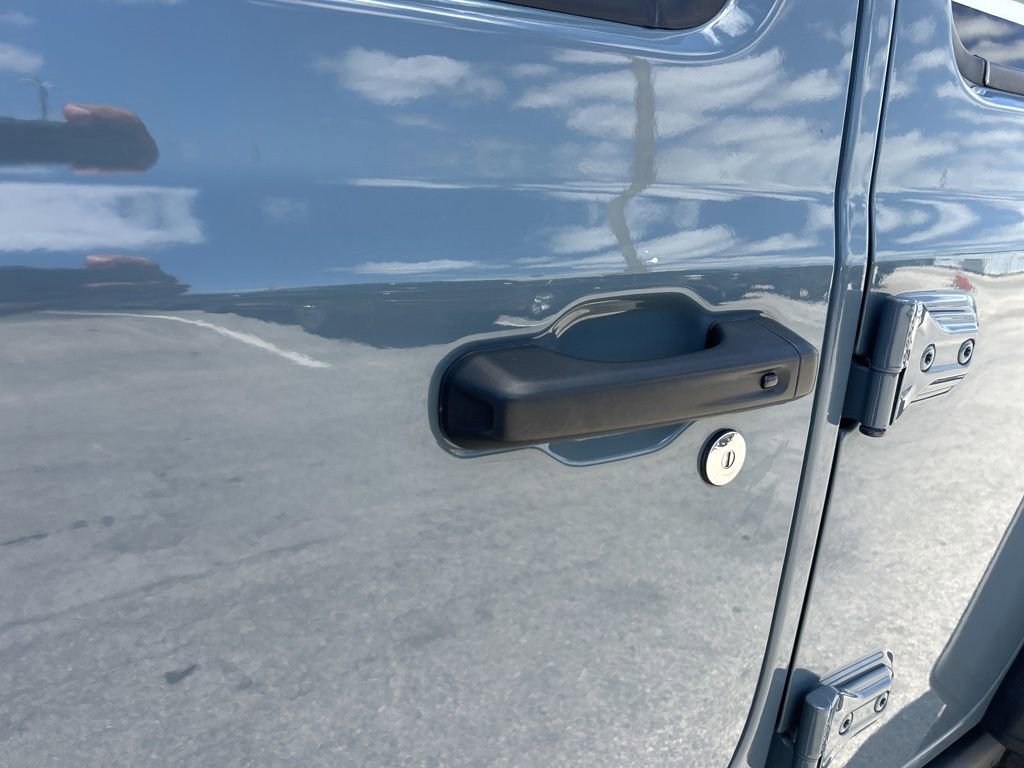 Used 2024 Jeep Wrangler Unlimited Rubicon image 20