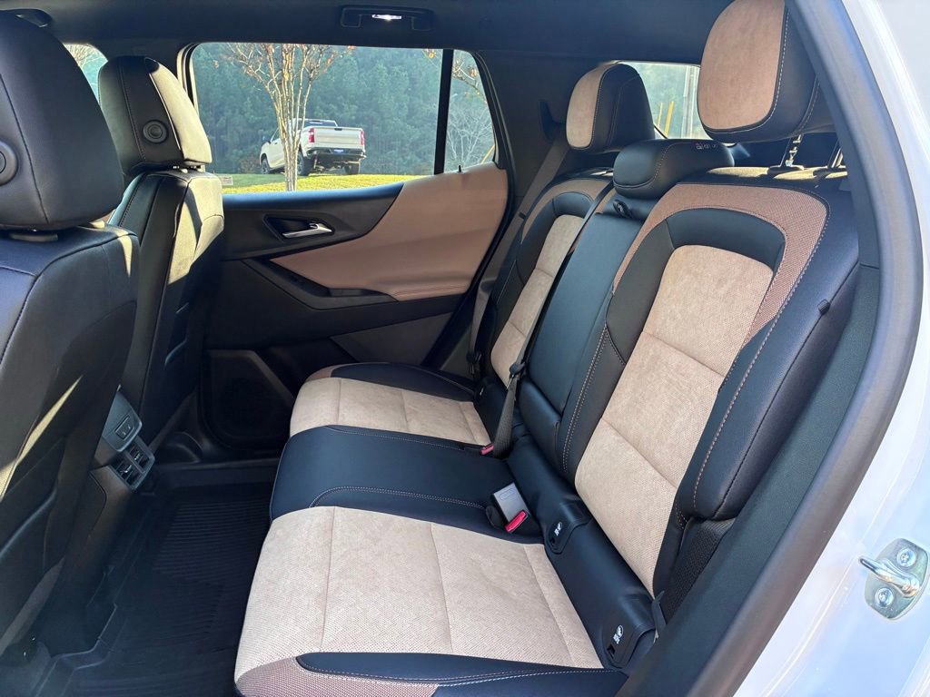 New 2026 Chevrolet Equinox ACTIV w/ Convenience Package III image 13