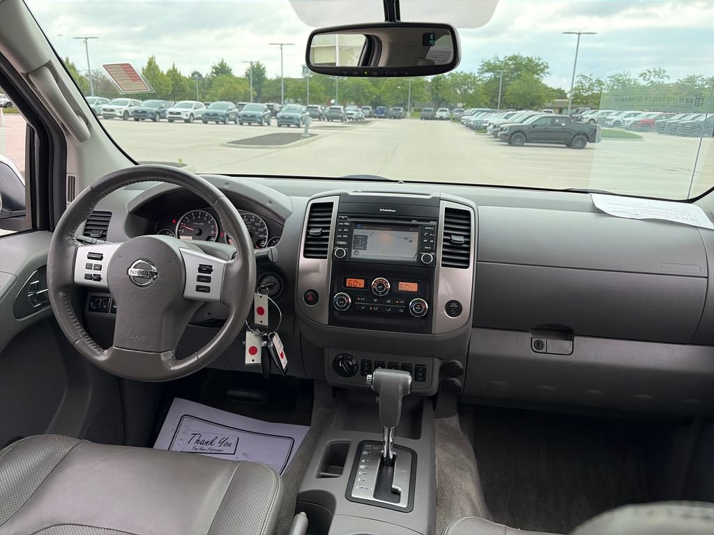 Used 2016 Nissan Frontier SL w/ Moonroof Package AWD/4WD image 35
