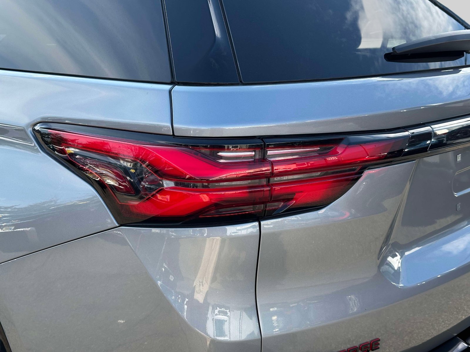 Certified 2023 Chevrolet Traverse Premier w/ Redline Edition image 9