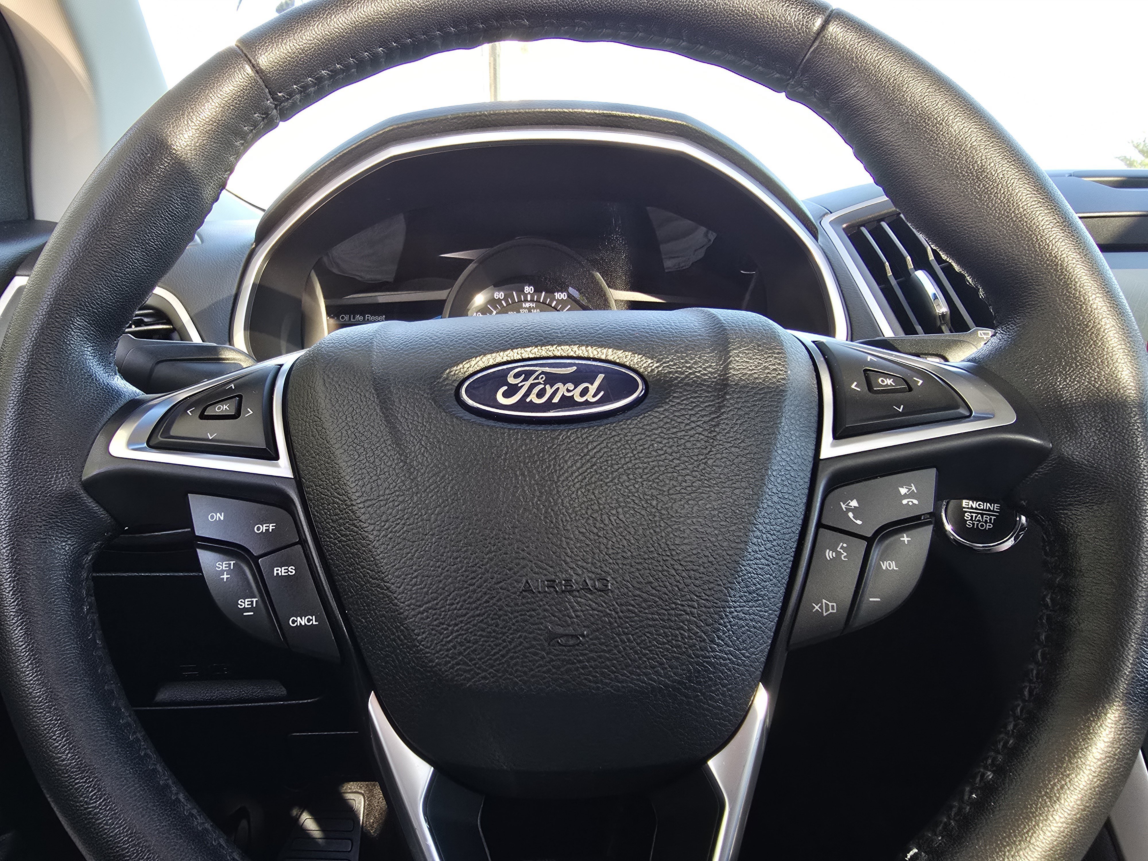 Used 2018 Ford Edge SEL w/ Equipment Group 201A FWD image 21