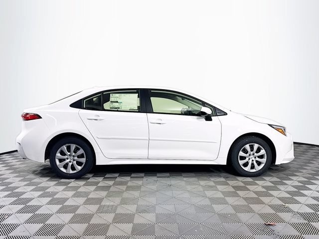 Used 2026 Toyota Corolla LE FWD image 9