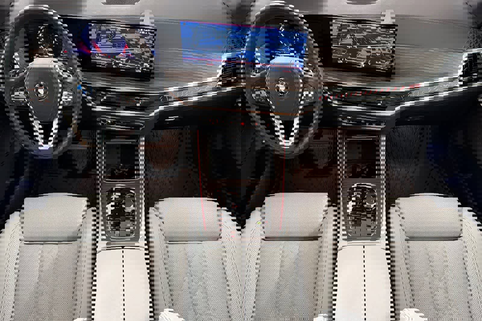 Used 2024 BMW X5 xDrive50e w/ Parking Assistance Package image 3