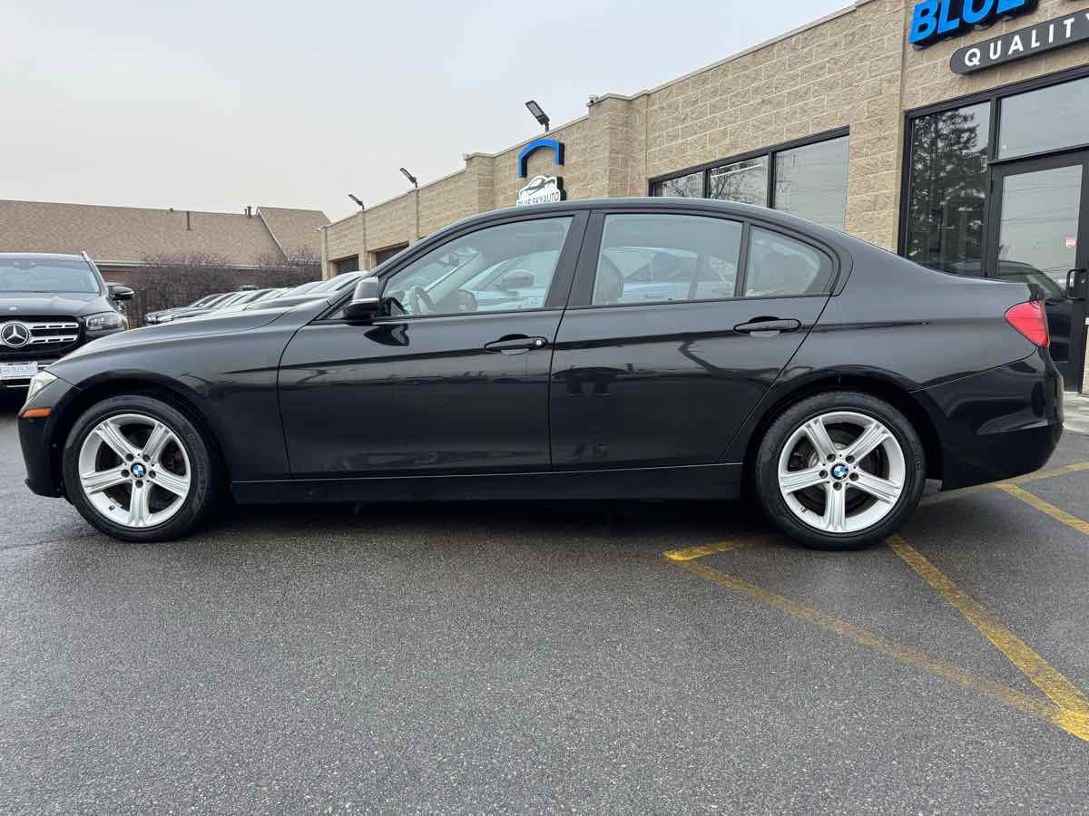 Used 2015 BMW 328i xDrive Sedan AWD/4WD image 8
