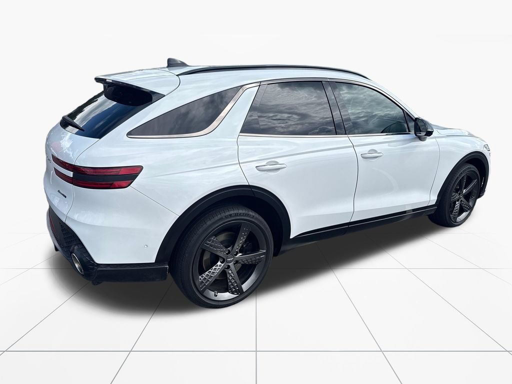 Used 2024 Genesis GV70 3.5T Sport w/ Sport Advanced Package AWD/4WD image 8