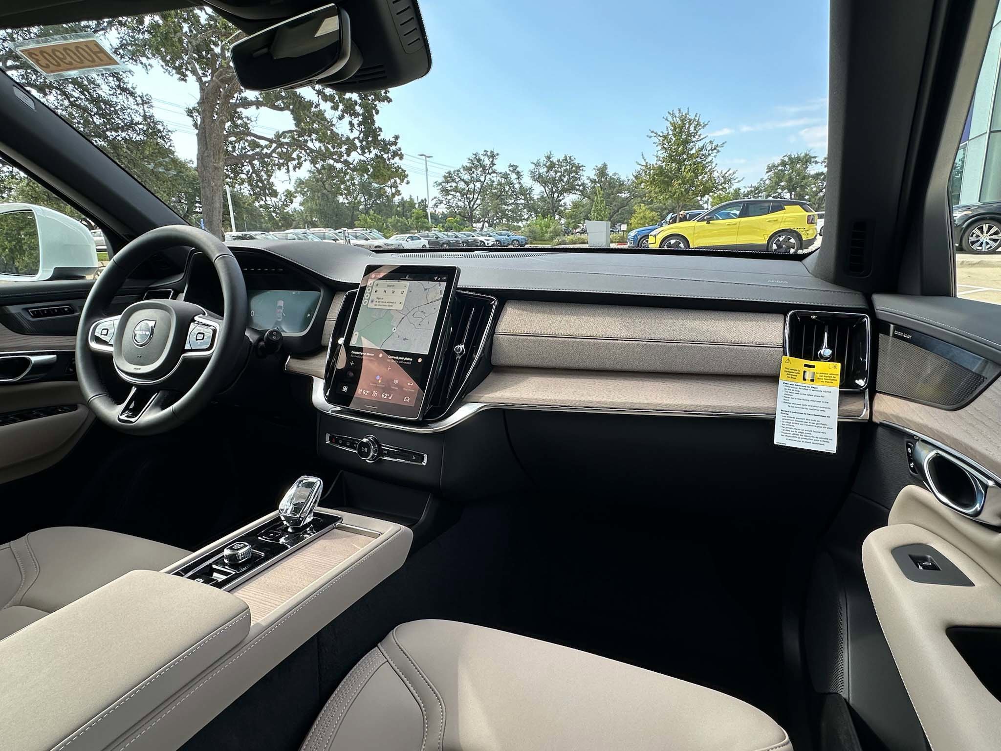 Used 2026 Volvo XC90 B6 Plus w/ Protection Package AWD/4WD image 11