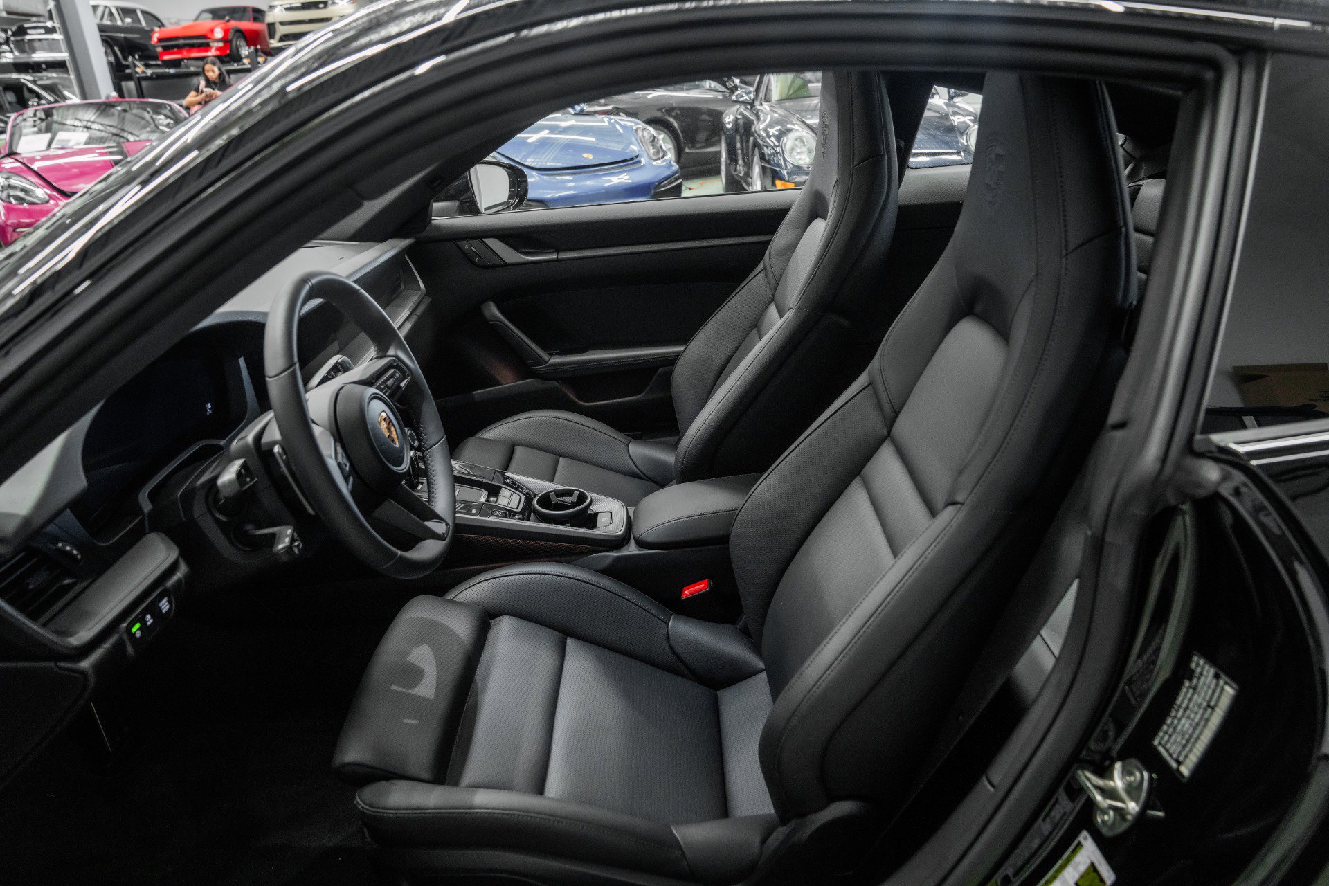 Used 2025 Porsche 911 Carrera image 19