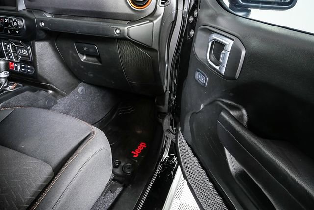 Used 2022 Jeep Gladiator Mojave w/ Trailer Tow Package AWD/4WD image 24