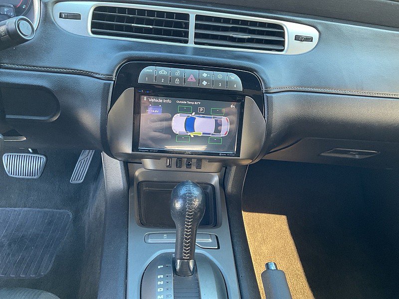 Used 2014 Chevrolet Camaro SS image 11