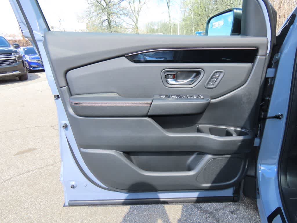 New 2026 Honda Pilot TrailSport image 19