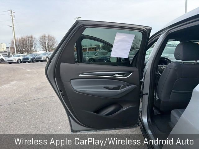 Used 2024 Buick Enclave Premium image 28