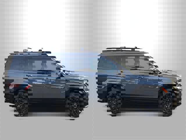 Certified 2025 Hyundai Santa Fe Calligraphy image 9