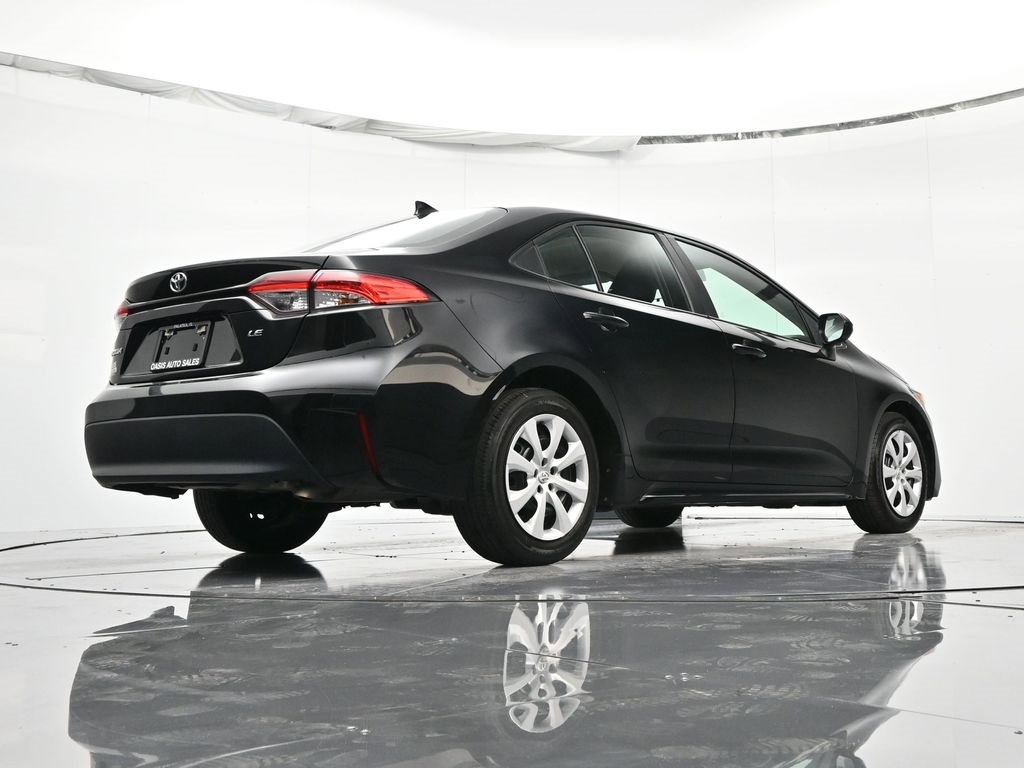 Used 2023 Toyota Corolla LE image 45