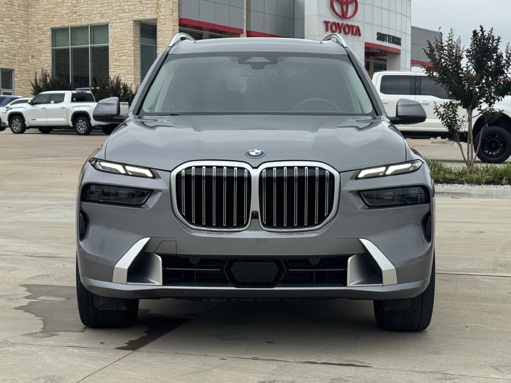 Used 2025 BMW X7 xDrive40i AWD/4WD image 7