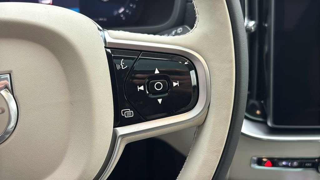 New 2026 Volvo XC90 B6 Ultra image 19