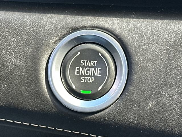 Used 2023 Cadillac Escalade Sport Platinum w/ LPO, ONYX Package image 37