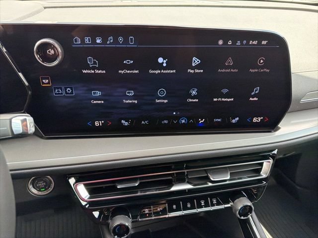 New 2026 Chevrolet Traverse LT w/ Driver Confidence Package AWD/4WD image 11