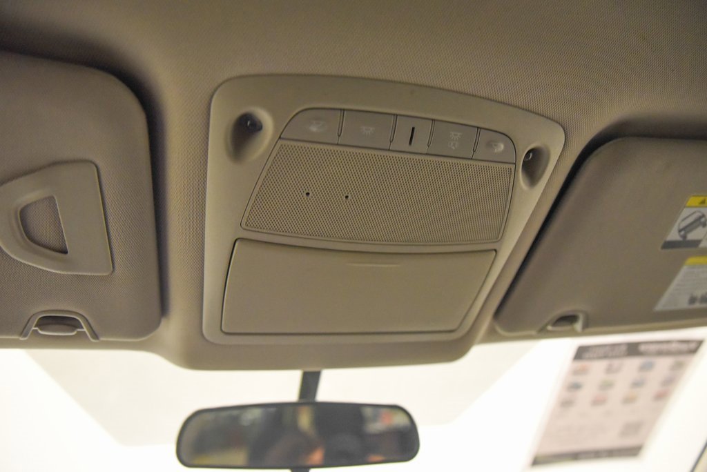 Used 2017 Nissan Rogue SV w/ Midnight Edition image 24