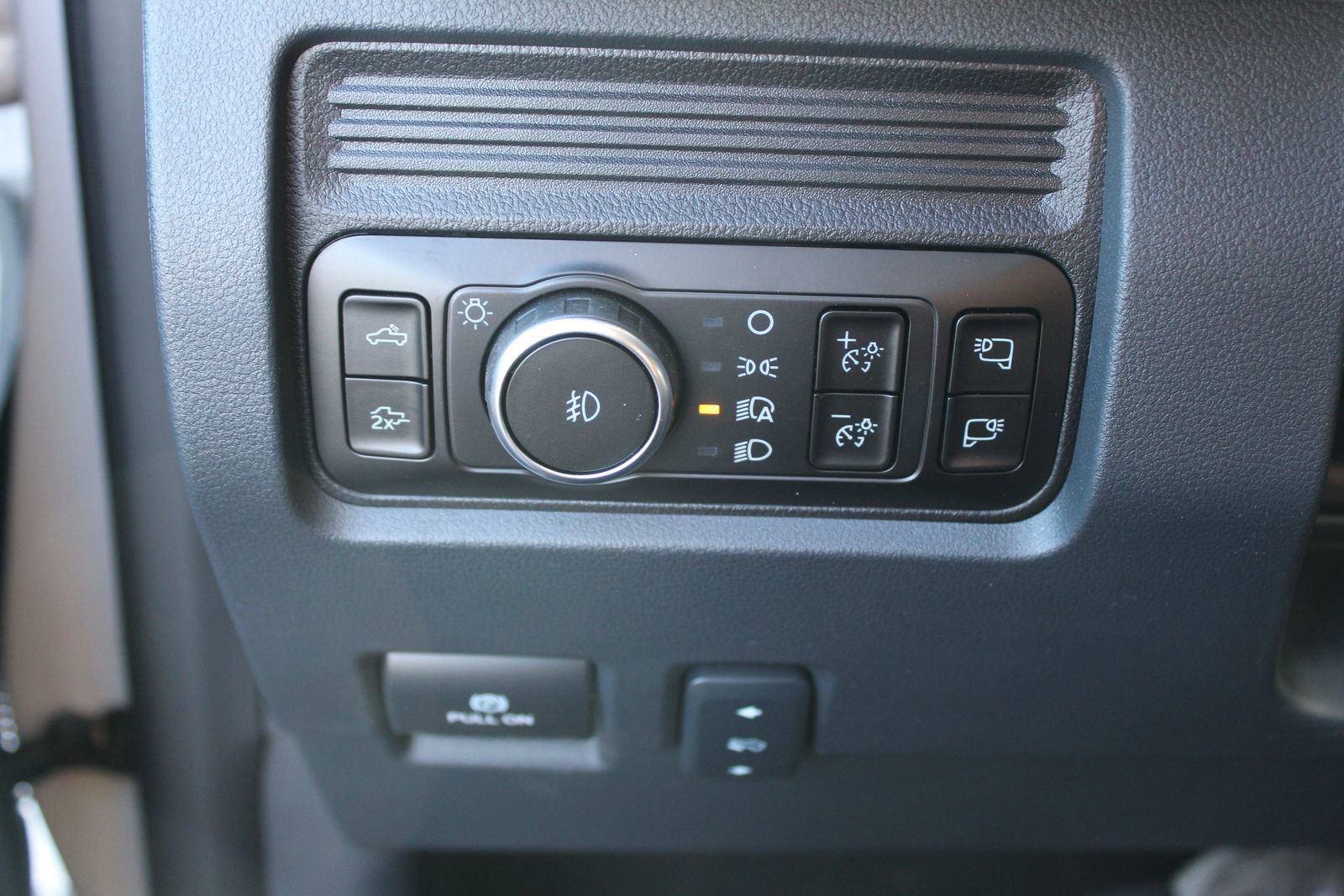 New 2026 Ford F250 Lariat w/ Tremor Off-Road Package image 22