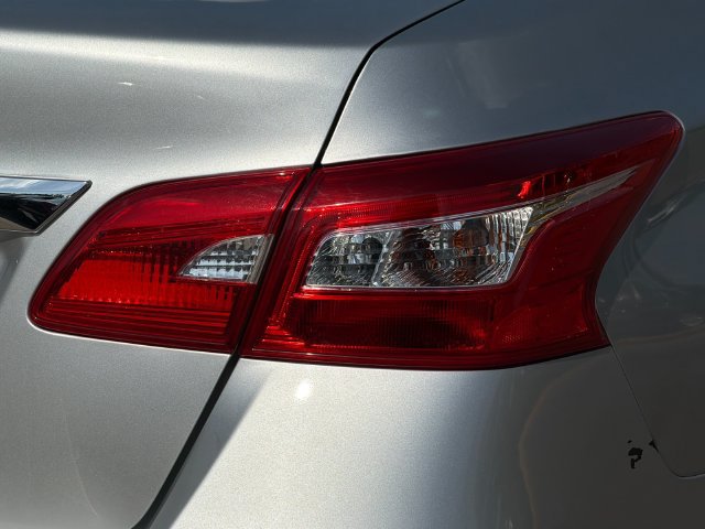 Used 2019 Nissan Sentra S FWD image 28