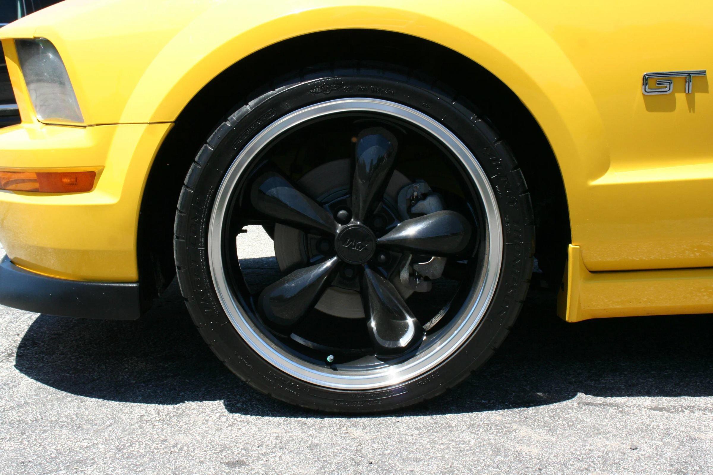 Used 2006 Ford Mustang GT Premium RWD image 13